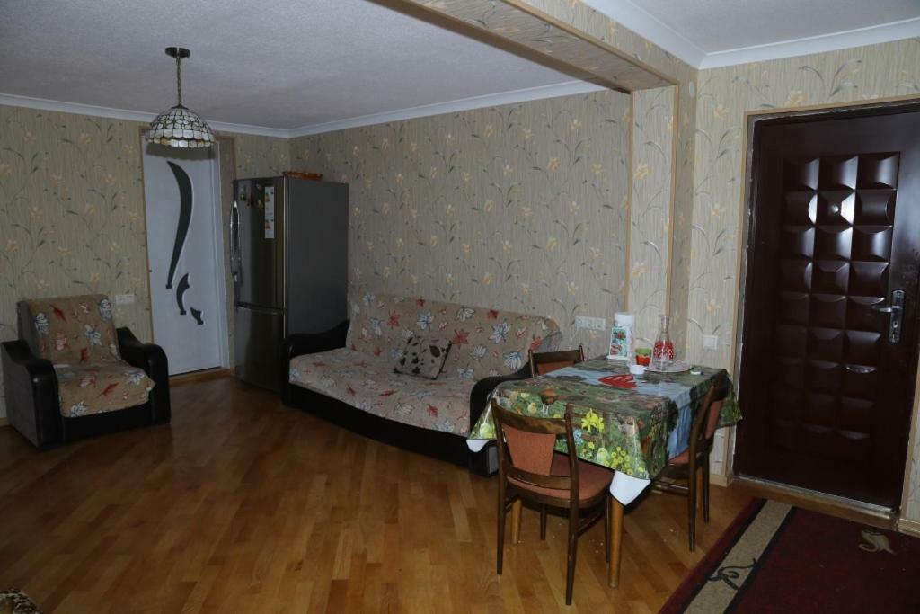 Nana'S Apartment Kutaiszi Kültér fotó
