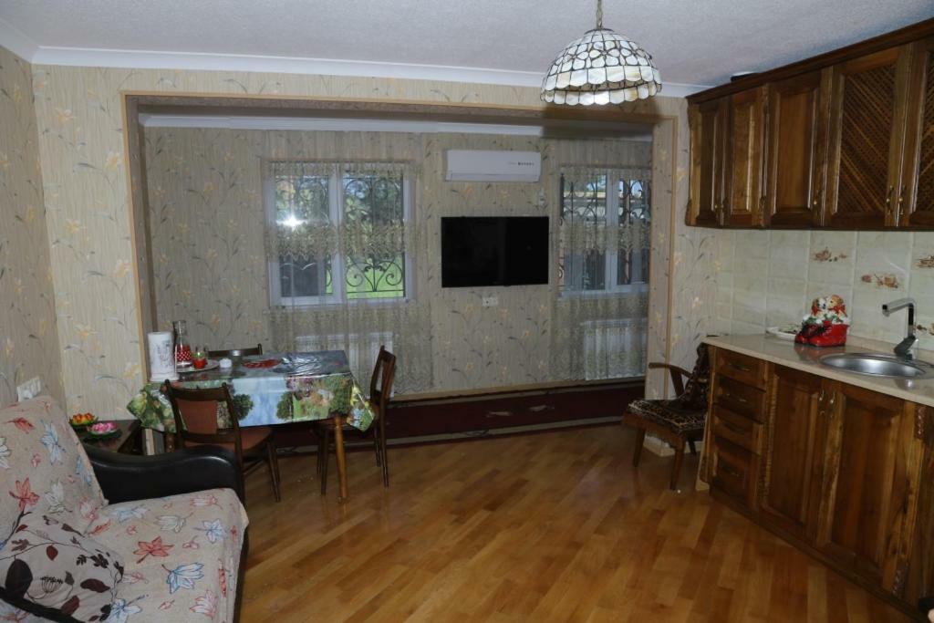 Nana'S Apartment Kutaiszi Kültér fotó